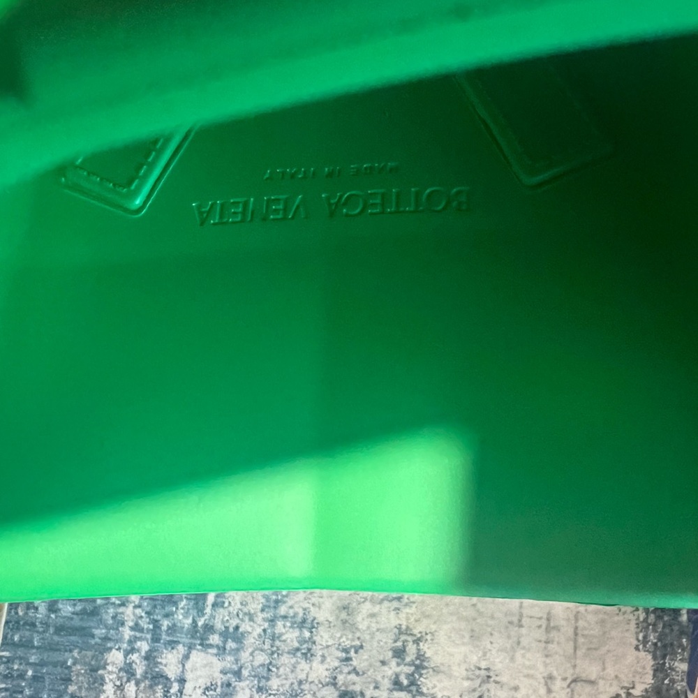 Bottega rubber bag 100% authentic - Picture 4 of 6